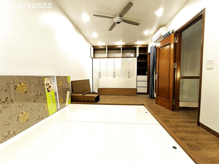 gấp bán nhà, Lý Sơn, Ngọc Thụy, Long Biên, 110m2 6T thang máy, gara oto chạy vòng quanh