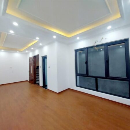 ???????? CC NHÀ TRUNG TÂM MỸ ĐÌNH 2 Ô TÔ -NGÕ THÔNG ĐỦ CÔNG NĂNG ???????? DT 38m, 4 tầng, 5P đủ công năng.