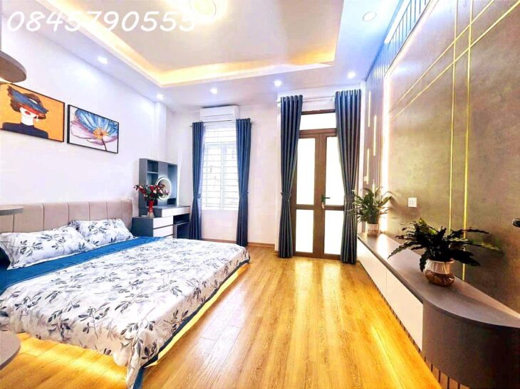 bán nhà, Bạch Mai, Đại La, Hai Bà Trưng,32m x 5T nhỉnh 5 ty khu víp, vài bước chân ra phố.