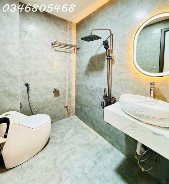 BÁN NHÀ Ở HOÀNG VĂN THÁI,THANH XUÂN, HÀ NỘI. NHÀ ĐẸP Ô TÔ ĐÕ CỎNG ĐẦY ĐỦ NỘI THẤT, TOÀN ĐỒ MỚI TINH