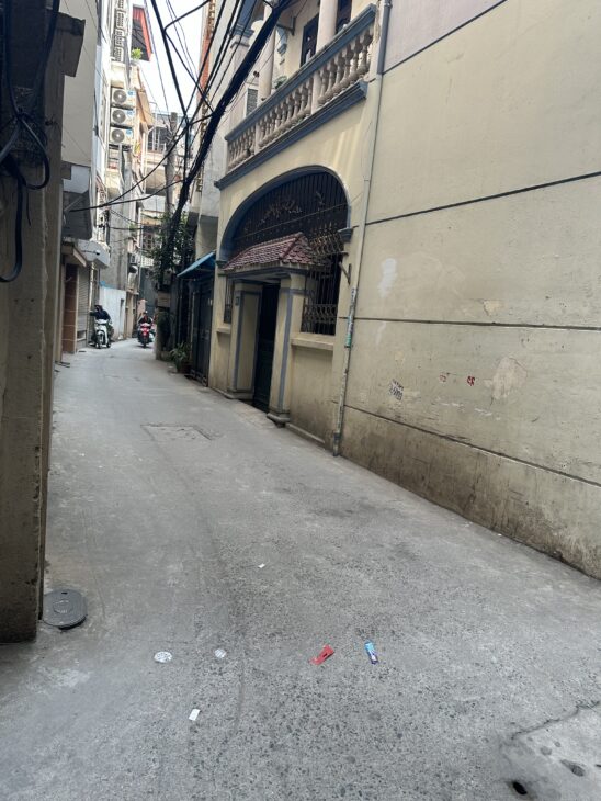 Bán nhà ngõ 27 Võ Chí Công Câù Giấy 56m2 -3tầng