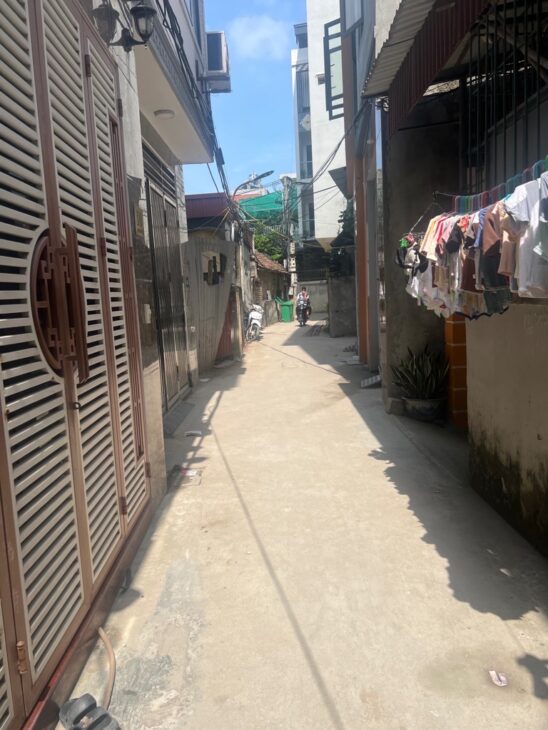 BÁN NHÀ MỚI ĐẸP LONG LANH – LAI XÁ- VỊ TRÍ TUYỆT VỜI -GẦN Ô TÔ – 3 BƯỚC RA QL 32, 31m2, 4,4 tỷ