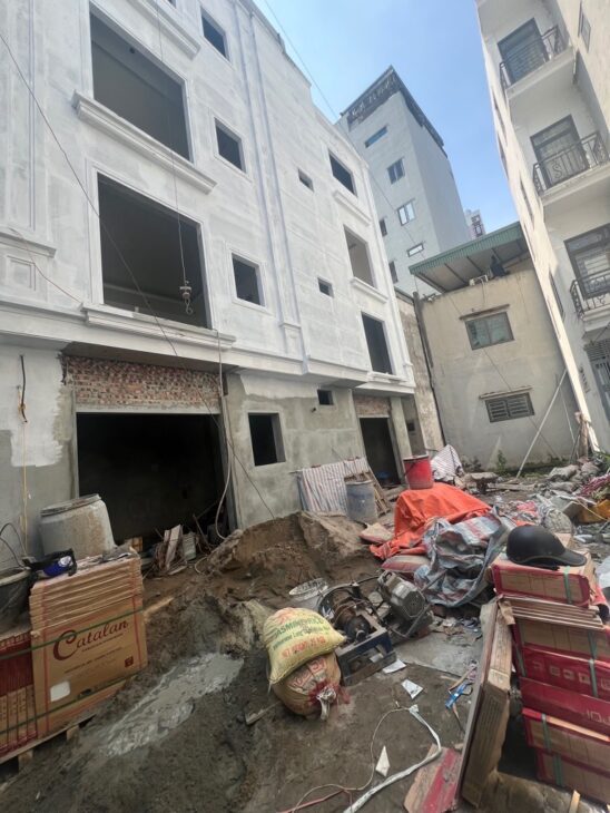 BÁN NHÀ MỚI ĐẸP LONG LANH – LAI XÁ- VỊ TRÍ TUYỆT VỜI -GẦN Ô TÔ – 3 BƯỚC RA QL 32, 31m2, 4,4 tỷ