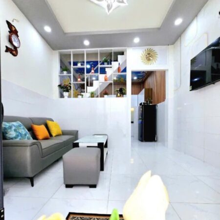 Q8 NHÀ ĐẸP MỚI TINH KHU DÂN TRÍ AN NINH 5 PHÚT TỚI QUẬN 5 SỔ VUÔNG ĐẸP 3.xT