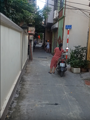 Bán Nhà X10 Xuân Đỉnh Ngõ Ô Tô VF3 Ở Đẳng Cấp 38m2 5 tầng 8 tỷ