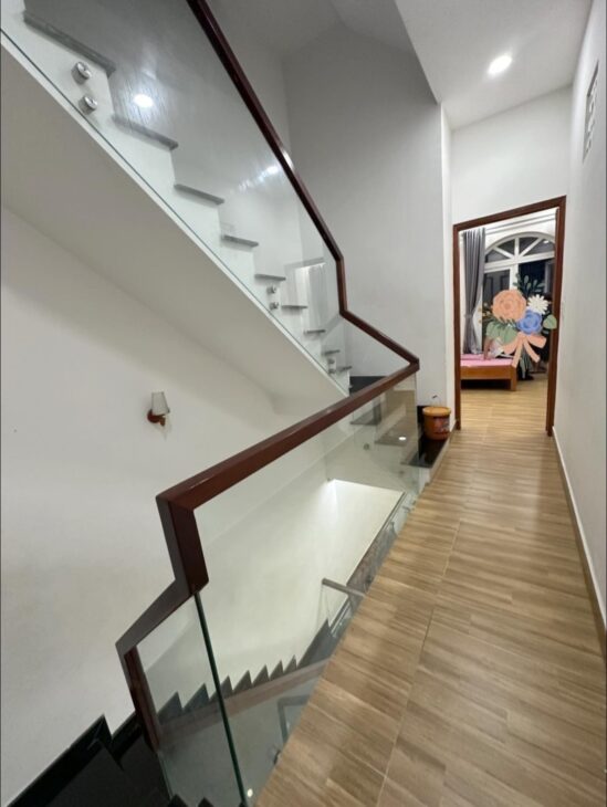 NHÀ HXH 4 TẦNG 70M2, Quốc lộ 13, HIỆP BÌNH PHƯỚC THỦ ĐỨC, 8.3Tỷ.