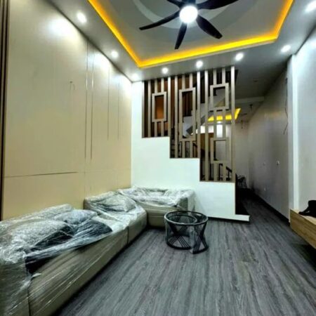 SIÊU NÉT Bán nhà Mỹ Đình, Nam Từ Liêm, diện tích 60m, mặt tiền 4.5m. Một bước ra phố