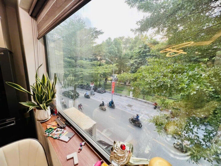 Bán nhà MẶT PHỐ KIM MÃ, ĐẸP, VỊ TRÍ ĐỈNH CAO, KD TỐT 110mx5 tầng THANG MÁY 54 tỷ.