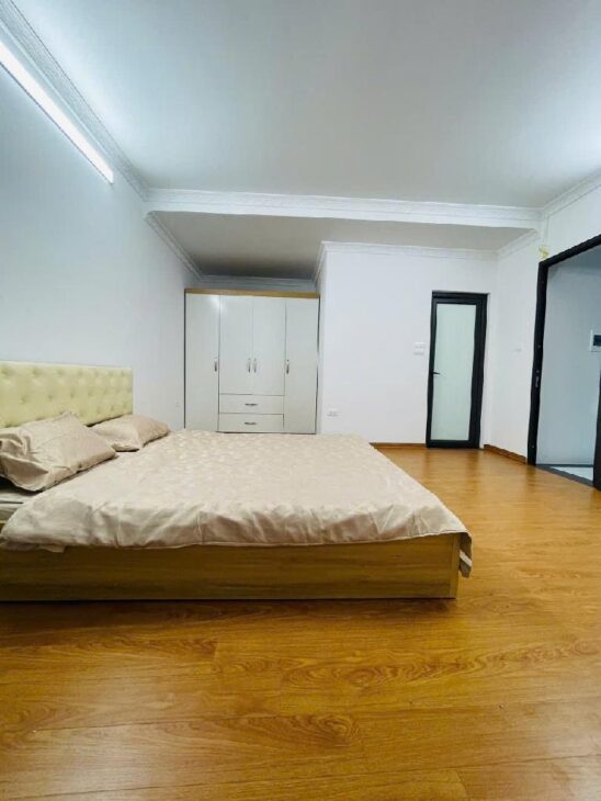 NHÀ ĐẸP LUNG LINH – 2 MẶT THOÁNG TRƯỚC SAU – 30M RA NGUYỄN TRÃI – HIẾM NHÀ BÁN- ĐẦY ĐỦ NỘI THẤT.