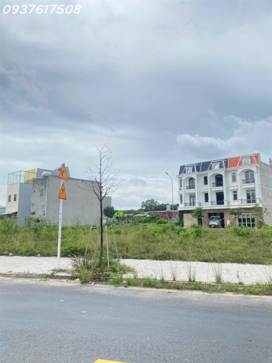 Đất Mặt Tiền Đường ĐX 16m Đối Diện Cổng Trường Học Cấp 1 cấp 2 – P.Phú Chánh, TP. Tân Uyên