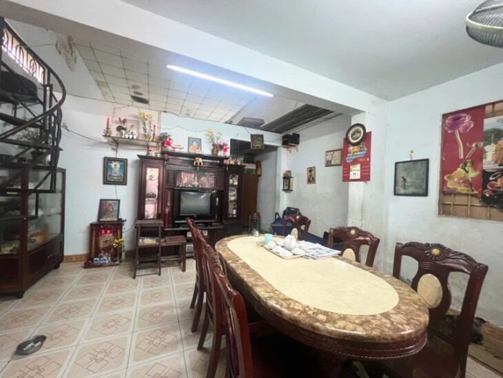 NHÀ 224M2, ĐƯỜNG 4, TRƯỜNG THỌ THỦ ĐỨC, 10.5Tỷ.