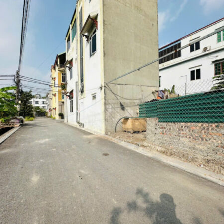 Bán đất bìa làng Đại Bằng Nguyên Khê giá đầu tư