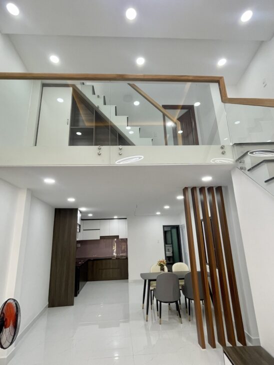 Nhà đẹp, 3 tầng THÍCH QUẢNG ĐỨC, PN, 5.9 tỷ, 54m2
