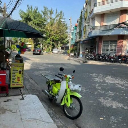 Bán căn nhà phố liền kề mặt tiền đường 23 Phường Linh Chiểu, Thủ Đức, 12.5 tỷ