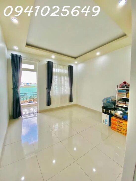 Bán căn nhà 123m2 mặt tiền đường Dương Văn Cam Phường Linh Tây, Thủ Đức, 13 tỷ