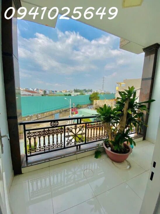 Bán căn nhà 123m2 mặt tiền đường Dương Văn Cam Phường Linh Tây, Thủ Đức, 13 tỷ