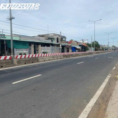 Bán đất thổ cư 898m2,2 Mat tien duong, Xuân Thới Thượng 29, Hóc Môn, 23.4 tỷ