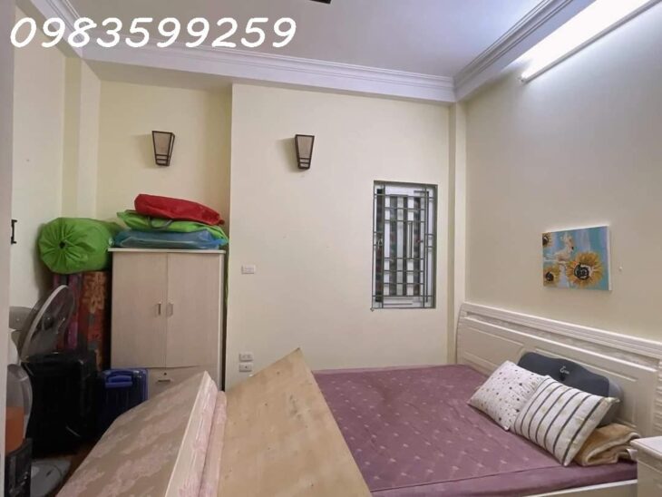 Bán nhà Trung tâm Đống Đa 4 tầng 87 m2 , MT 5,3m, ô tô tránh nhau 20m, full nội thất, nở hậu, sổ