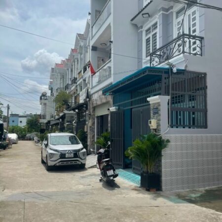 HẺM 2279 NHÀ 2 MẶT HẺM XE HƠI 3 TẦNG MỚI KENG THỊ TRẤN NHÀ BÈ – 51M2 – 5TY1.