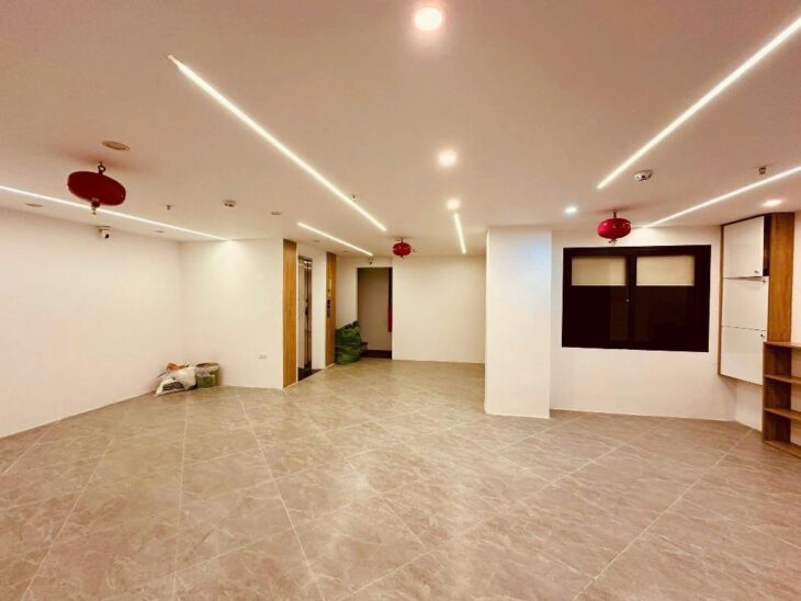 CĂN HỘ DÒNG TIỀN PHỐ TÔN ĐỨC THẮNG, 17 PHÒNG KHÉP KÍN THANG MÁY ÊM RU, CHÍNH CHỦ