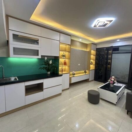 Bán nhà 3 tầng, 30m², 3PN, 3WC, Trương Định, Hai Bà Trưng, 4.5 tỷ