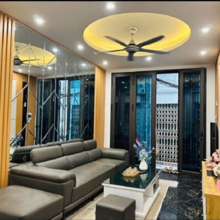 Bán nhà 5 tầng đẹp, 3PN, Phố Nam Dư, Hoàng Mai, 48 mét, 4 tỷ Bán nhà 5 tầng đẹp, 3PN, Phố Nam Dư, Hoàng Mai, 48 mét, 4 tỷ