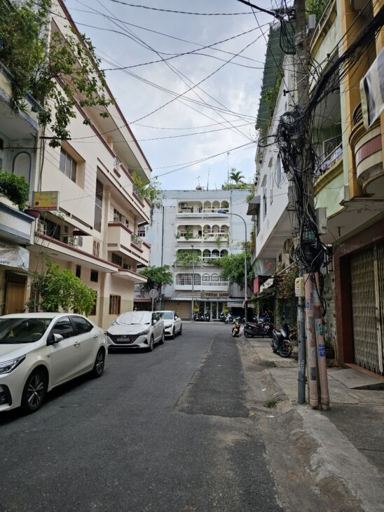 MẶT TIỀN TRUNG TÂM Q4 DƯỚI 179 TRIỆU M2