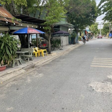 Bán đất mặt tiền 10x60m giá 13 tỷ TL Thới Tam Thôn 17, Hóc Môn.