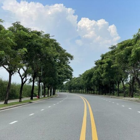 Cần bán Lô đất sạch đẹp, mặt nhựa 8m Bưng Ông Thoàn, Phú Hữu, Quận 9, sổ riêng 53m2, giá rẻ nhất