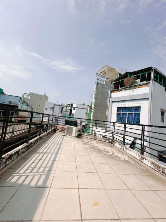 Hẻm 1/ Tôn Đản Q 4 NGANG 3 X 10 – 2 TẤM CÓ 2 TỶ