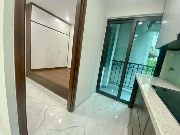 (Siêu phẩm) Tòa Apartment xây mới 70m2 x 12P tại Nguyễn Hoàng – Đường 2 ô tô tránh – Tin thật 100%