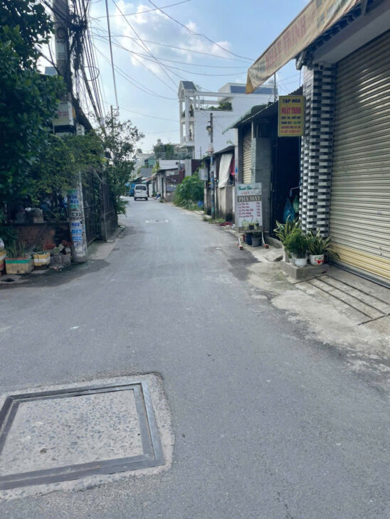 BÁN NHÀ 4 TẦNG (12x25m) GIÁ 14 TỶ MẶT TIỀN ĐƯỜNG 439 TÂN THỚI HIỆP 21.