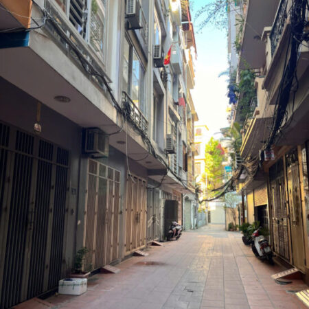 Đào Tấn Ba Đình – Nhà đẹp ở ngay – ô chờ thang máy – 54m chỉ 11 tỷ Đào Tấn Ba Đình – Nhà đẹp ở ngay – ô chờ thang máy – 54m chỉ 11 tỷ