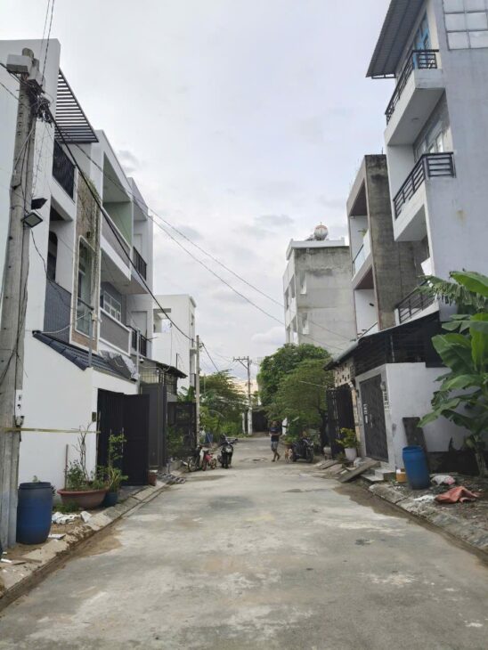 Bán đất thổ cư 52m2, Q.9, Bưng Ông Thoàn, 3.15 tỷ, sổ hồng riêng