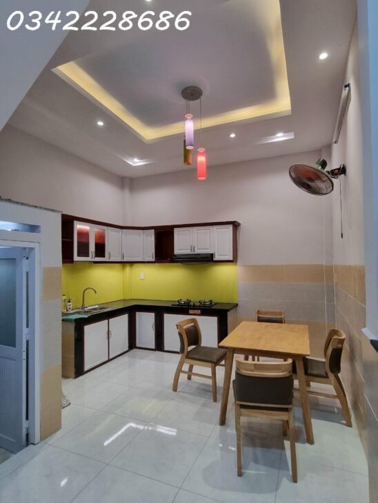 Bán nhà mặt tiền đường gò xoài, bán buôn nhộn nhịp đến 11 đêm,4 tầng lầ, nở hậu L