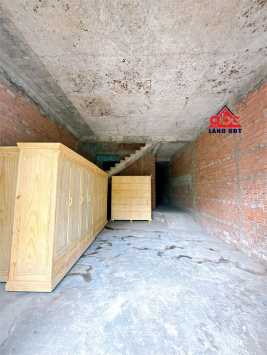 NP985 ngân hàng thanh lý nhà phố khu dân cư an ninh, xóm đạo. tiện ích đa dạng