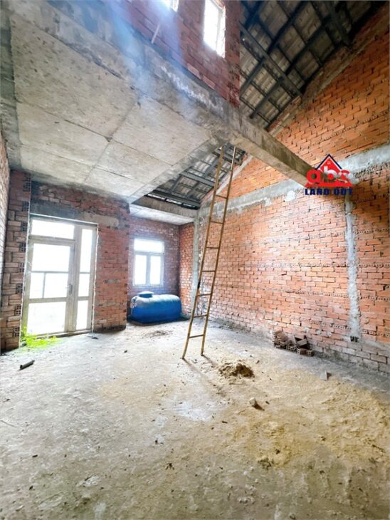 NP985 ngân hàng thanh lý nhà phố khu dân cư an ninh, xóm đạo. tiện ích đa dạng