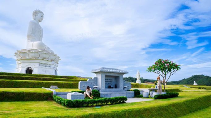 Bán đất khuôn viên mộ Gia Đình diện tích 20,30,40,60,80m2. Giá bán chỉ từ 11 triệu/m2. Mở bán đợt 1