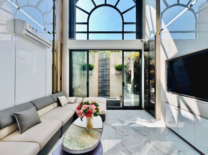 HÀ PHỐ CAO CẤP CÓ THANG MÁY ĐƯỜNG PHAN HUY ÍCH – P.14 – GÒ VẤP