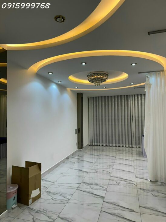 Tòa nhà số 34 Nguyễn Văn Cừ Quận 1, XD 7 Tầng, Full Nt cao cấp, Dòng Tiền Tốt, Giá 35ty