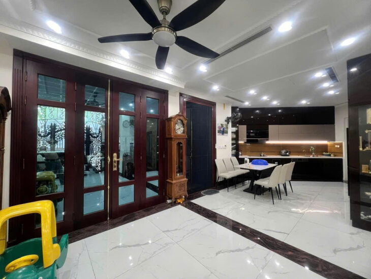 BÁN NHÀ ĐƯỜNG BƯỞI BA ĐÌNH – GẦN PHỐ, MT RỘNG VỪA Ở VỪA KD- 52MX7 TẦNG GIÁ 11,45 TỶ.