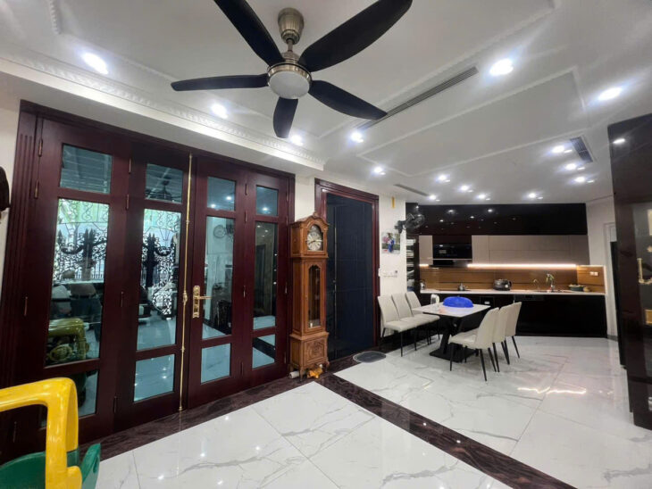 BÁN NHÀ ĐƯỜNG BƯỞI BA ĐÌNH – GẦN PHỐ, MT RỘNG VỪA Ở VỪA KD- 52MX7 TẦNG GIÁ 11,45 TỶ.