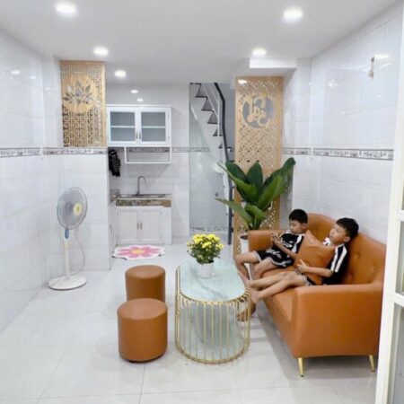 Bình Tân, Nhà mới đẹp 2 tấm rưỡi,Hạ giá 300 triệu bán lỗ về quê.Chỉ còn 2tyr430 triệu.