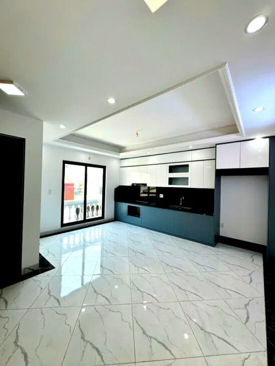 NHÀ MS NGUYÊN TEM, 10M RA PHỐ LỆ MẬT 37M2, 6 TẦNG,MT 5.4M, 6.95 TỶ.LONG BIÊN.