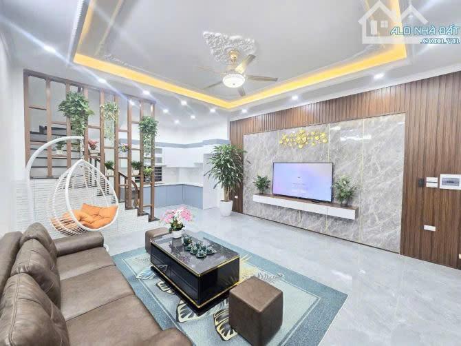 CẦN BÁN GẤP CĂN NHÀ 4 TẦNG 40M SIÊU ĐẸP NỘI AM LIÊN NINH THANH TRÌ NGÕ 2.5M GIÁ CHỈ 4.4 TỶ