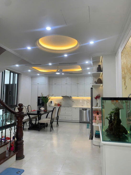 Nhà KĐT Văn Phú- Hà Đông, KINH DOANH, full nội thất 80mx5 tầng 18.9 tỷ.