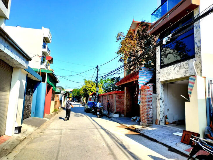 NHÀ ĐẸP- MẶT PHỐ BÁT KHỐI- LONG BIÊN,57M2,6 TẦNG, MẶT TIỀN 4M,11 TỶ,Ô TÔ CHÁNH- KINH DOANH.