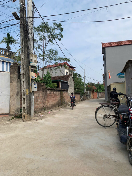 cc gửi bán 59,9m xã phú nghĩa sát khu cồng cách ql6 400m đường thông