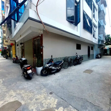 NHÀ ĐẸP, KHU PHÂN LÔ QUÂN ĐỘI NGỌC THỤY- LONG BIÊN 36M2,4 TẦNG, MT 3M,6.5 TỶ.Ô TÔ ĐỖ CỔNG.