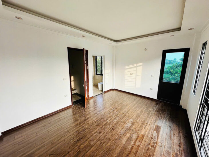 Tìm đâu 1 căn nhà đẹp hơn 2 mặt tiền rộng rãi căn góc 5 tầng xây mới ô tô đỗ cửa ngõ to thoáng KV